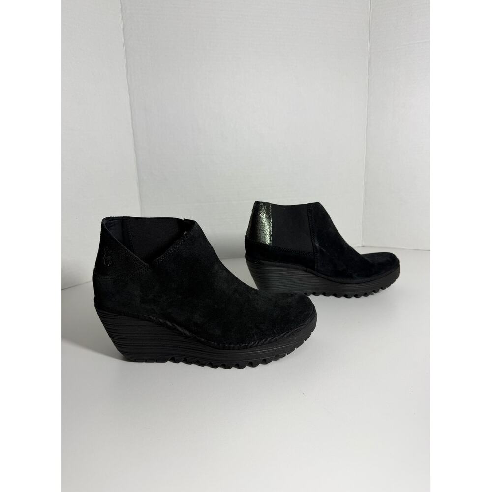 FLY LONDON Black/Pewter Suede Booties Wedge Womens Size 38